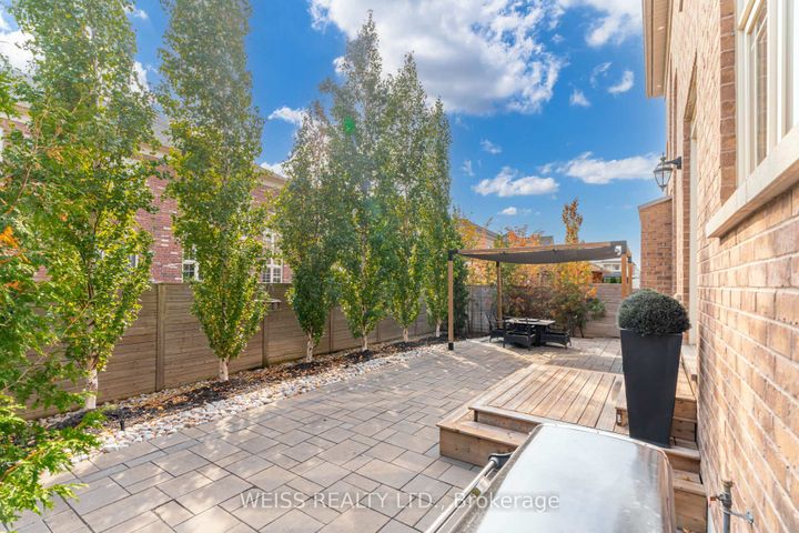 Photo 49 at 43 Chesney Crescent, Kleinburg, Vaughan