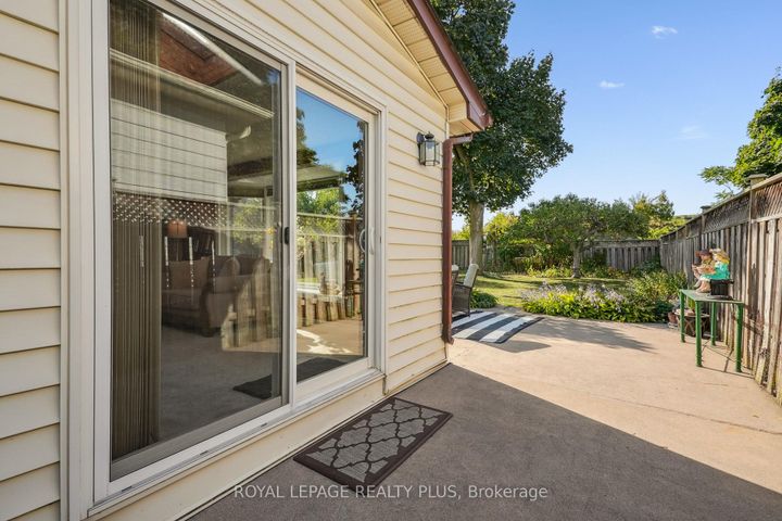 Photo 36 at 2335 Wyandotte Drive, WO West, Oakville