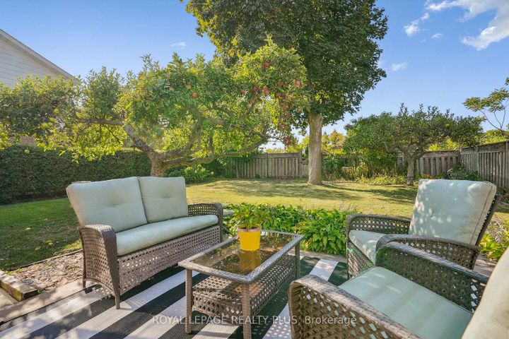 Photo 38 at 2335 Wyandotte Drive, WO West, Oakville