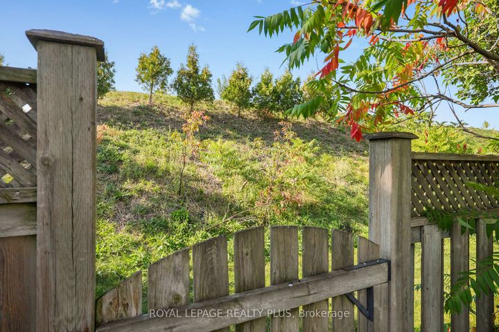 Photo 41 at 2335 Wyandotte Drive, WO West, Oakville