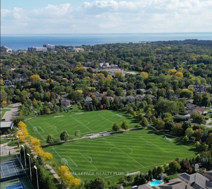 Photo 47 at 2335 Wyandotte Drive, WO West, Oakville