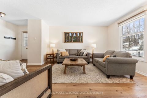 Photo 6 at 870 Boronia Crescent, Leslie Valley, Newmarket