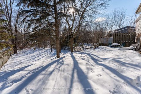 Photo 31 at 870 Boronia Crescent, Leslie Valley, Newmarket