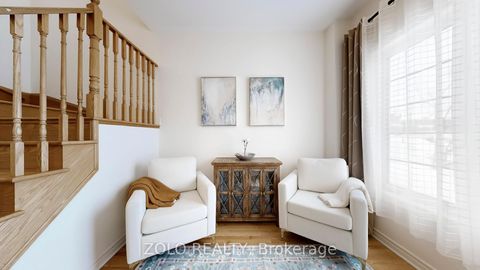 Photo 1 at 42 Foxberry Road, Sharon, East Gwillimbury