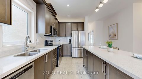 Photo 7 at 42 Foxberry Road, Sharon, East Gwillimbury