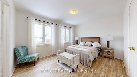 Photo 13 at 42 Foxberry Road, Sharon, East Gwillimbury