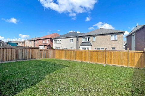 Photo 40 at 42 Foxberry Road, Sharon, East Gwillimbury