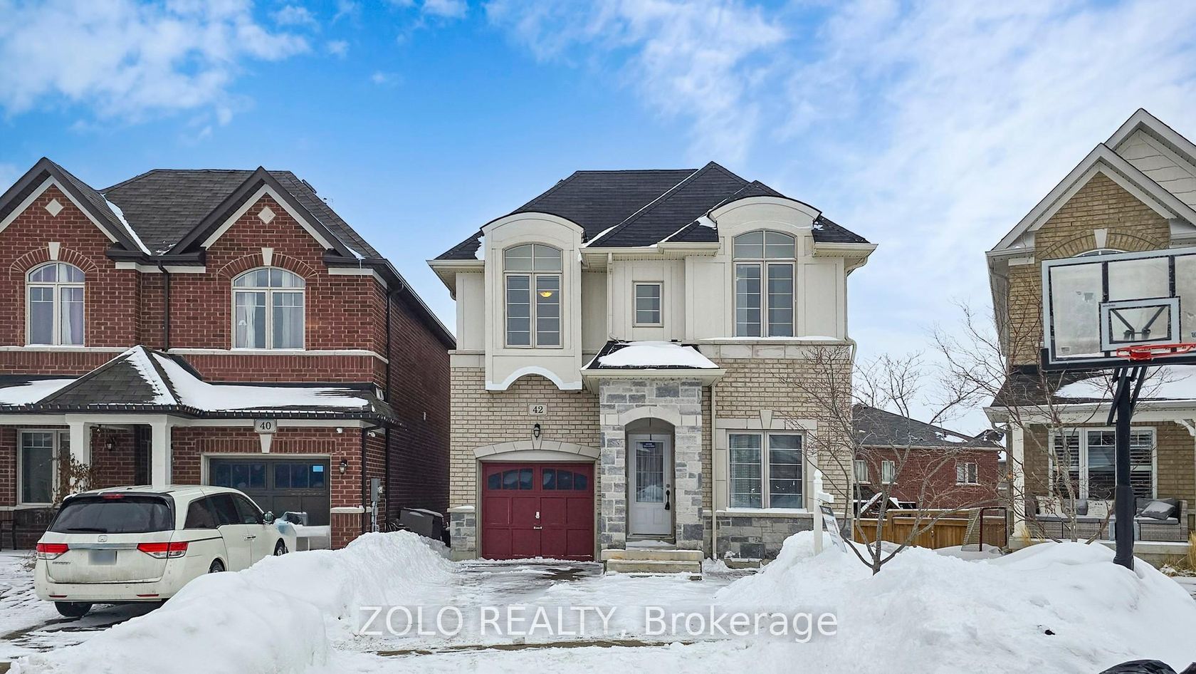 42 Foxberry Road, Sharon, East Gwillimbury 