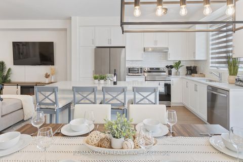 Photo 8 at 91 Phoenix Boulevard, Painswick South, Barrie