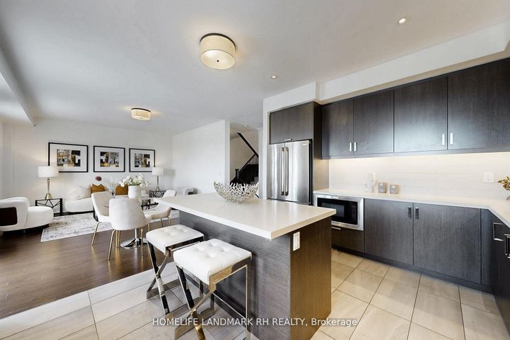 Photo 12 at TH #8 - 386 Highway 7, Doncrest, Richmond Hill