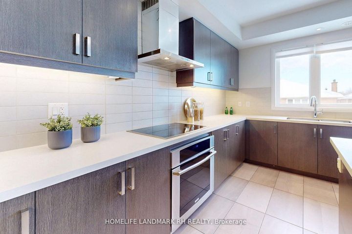 Photo 13 at TH #8 - 386 Highway 7, Doncrest, Richmond Hill