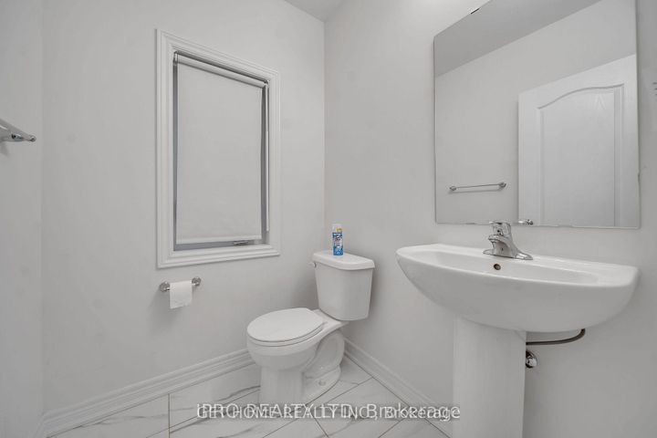 Photo 9 at 3950 Koenig Road, Alton, Burlington