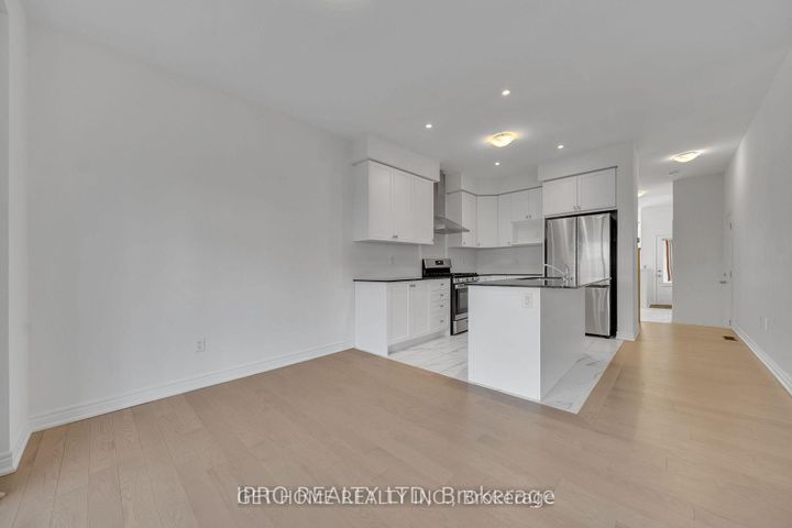 Photo 13 at 3950 Koenig Road, Alton, Burlington