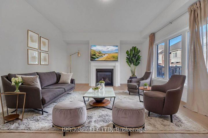 Photo 17 at 3950 Koenig Road, Alton, Burlington