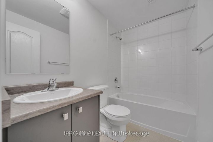 Photo 36 at 3950 Koenig Road, Alton, Burlington