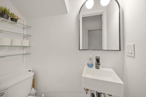 Photo 15 at 21 London Street, Annex, Toronto