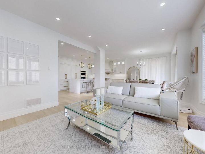 Photo 13 at 29 Young Drive, Bram West, Brampton