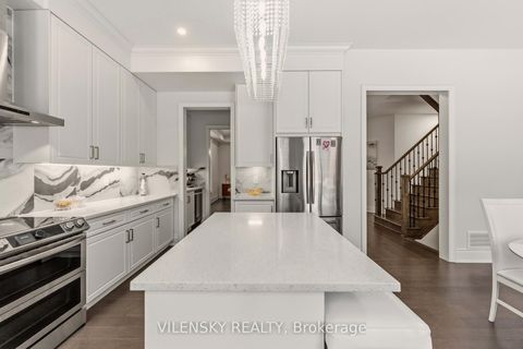 Photo 11 at 23 Watershed Gate, Queensville, East Gwillimbury