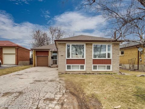 Photo 0 at 336 Brighton Avenue, Bathurst Manor, Toronto