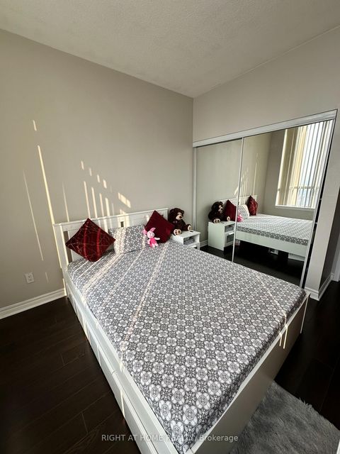 Photo 10 at 2906 - 4090 Living Arts Drive, City Centre, Mississauga