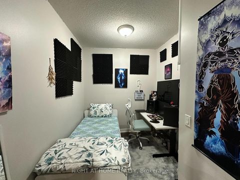 Photo 14 at 2906 - 4090 Living Arts Drive, City Centre, Mississauga