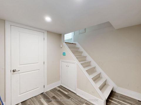 Photo 24 at 270 Brighton Avenue, Bathurst Manor, Toronto