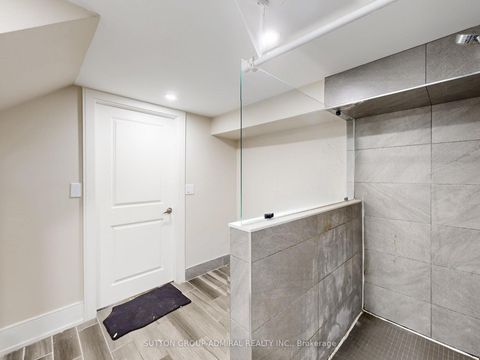 Photo 39 at 270 Brighton Avenue, Bathurst Manor, Toronto