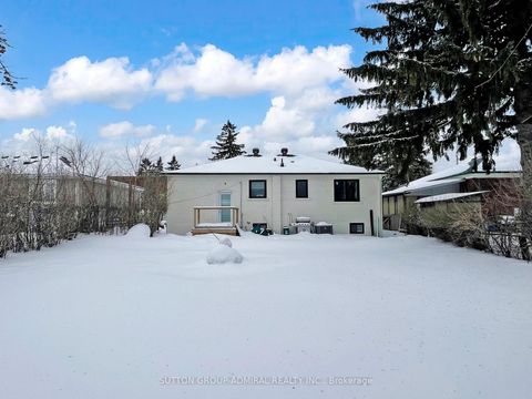 Photo 41 at 270 Brighton Avenue, Bathurst Manor, Toronto