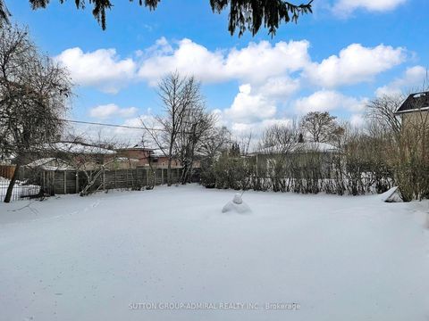 Photo 45 at 270 Brighton Avenue, Bathurst Manor, Toronto