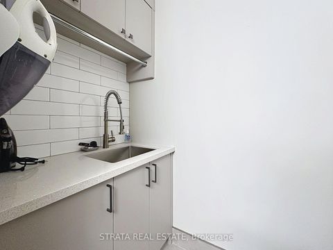 Photo 33 at 503 - 40 Rosehill Avenue, Moore Park, Toronto