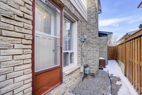 Photo 4 at 328 Chartland Boulevard S, Agincourt North, Toronto