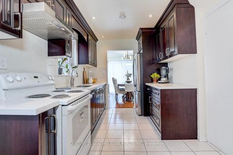 Photo 19 at 328 Chartland Boulevard S, Agincourt North, Toronto