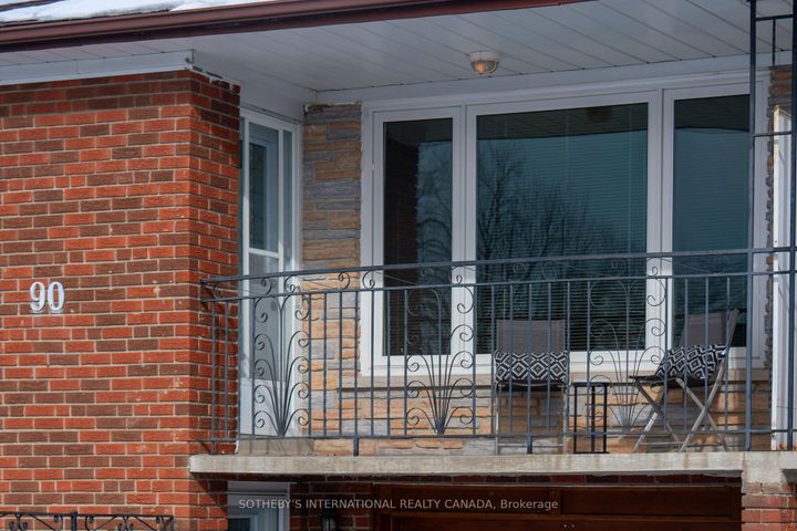 Photo 4 at 90 Andrew Park, West Woodbridge, Vaughan