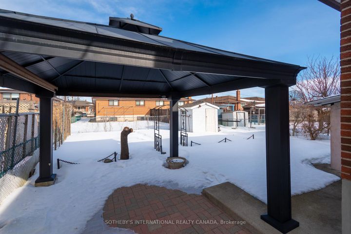 Photo 29 at 90 Andrew Park, West Woodbridge, Vaughan