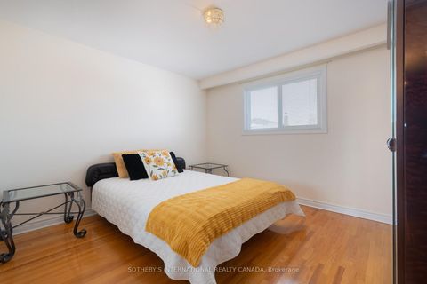 Photo 11 at 90 Andrew Park, West Woodbridge, Vaughan