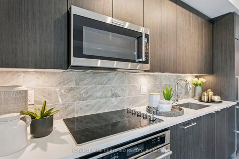 Photo 6 at 502 - 38 Iannuzzi Street, Waterfront Communities C1, Toronto