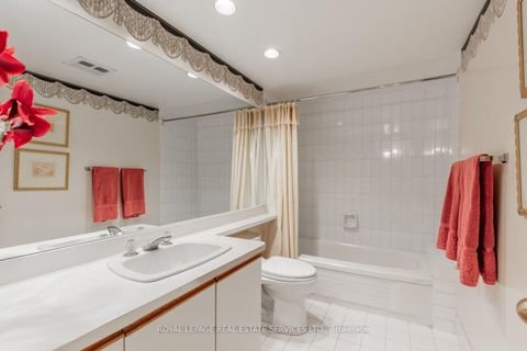 Photo 25 at 403 - 900 Yonge Street, Annex, Toronto