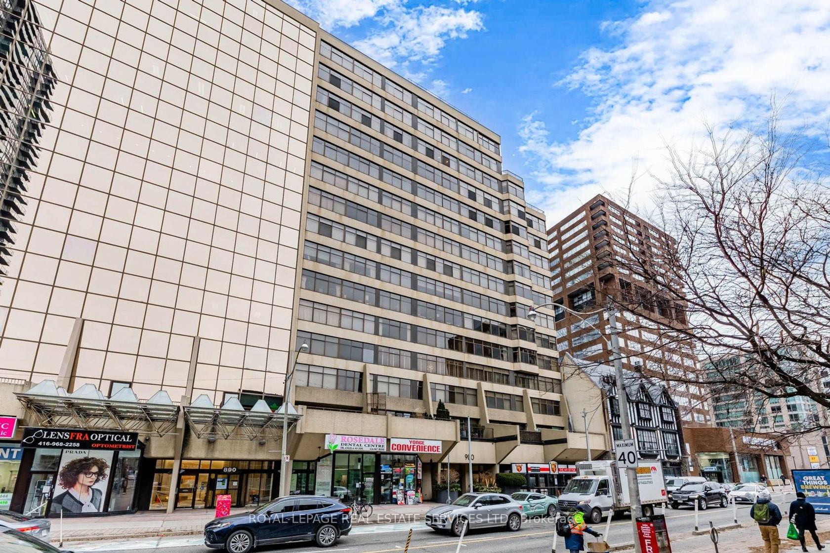 403 - 900 Yonge Street, Annex, Toronto by Loree Meneguzzi Real Estate 403 - 900 Yonge Street, Annex, Toronto