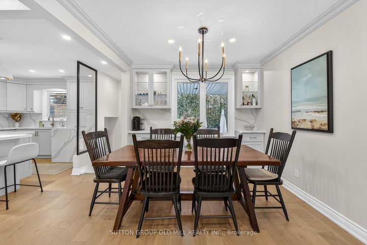 Photo 11 at 16 Brook Tree Crescent, Richview, Toronto