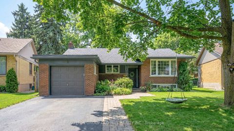 Photo 3 at 16 Brook Tree Crescent, Richview, Toronto