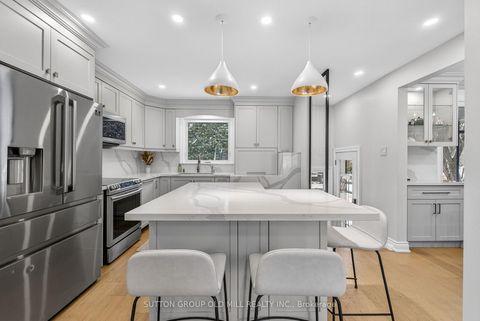 Photo 13 at 16 Brook Tree Crescent, Richview, Toronto