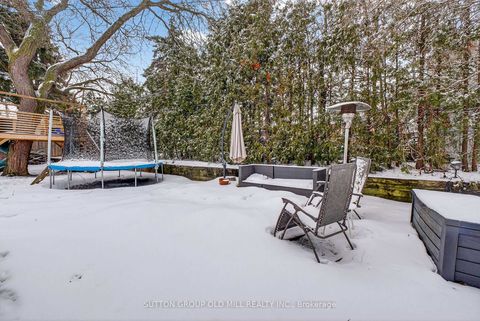 Photo 40 at 16 Brook Tree Crescent, Richview, Toronto