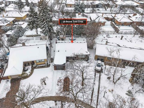 Photo 44 at 16 Brook Tree Crescent, Richview, Toronto