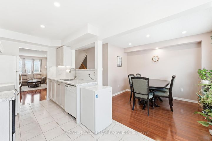 Photo 14 at 92 - 2 Clay Brick Court, Brampton North, Brampton