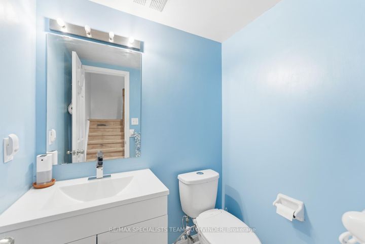 Photo 21 at 92 - 2 Clay Brick Court, Brampton North, Brampton