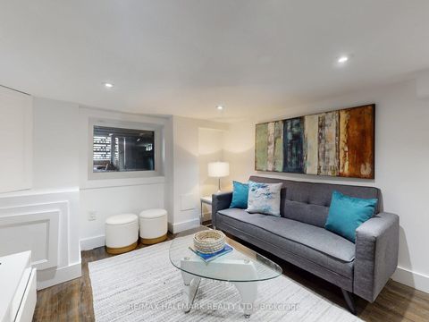 Photo 25 at 614 Woodbine Avenue, Woodbine Corridor, Toronto