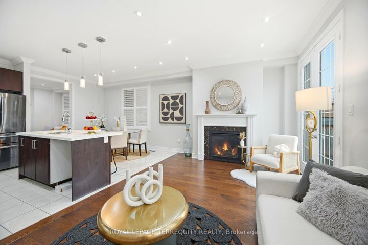 Photo 16 at 86 Hatton Garden Road, Vellore Village, Vaughan