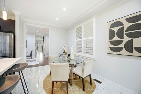 Photo 12 at 86 Hatton Garden Road, Vellore Village, Vaughan