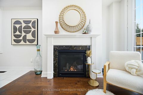 Photo 17 at 86 Hatton Garden Road, Vellore Village, Vaughan