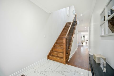 Photo 19 at 86 Hatton Garden Road, Vellore Village, Vaughan